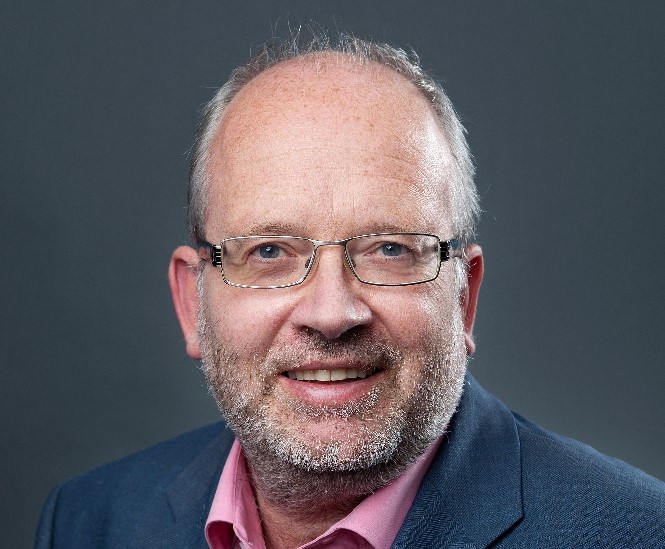 Prof. Dr. Stefan Kutzner – Doing Europe